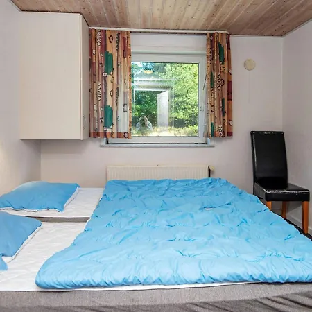 18 Person In Romo-by Traum * Kongsmark