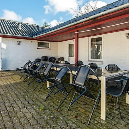 Ferienhaus 18 Person In Romo *