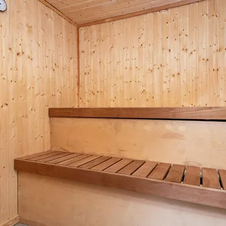 Ferienhaus 18 Person In Romo *